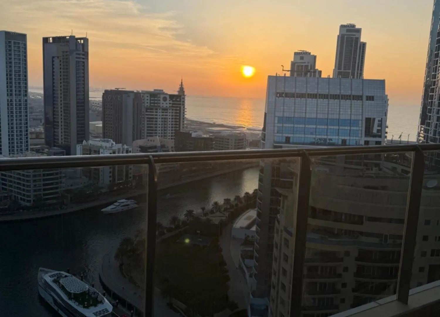 Apartment Sparkle Towers By Swarovski - Dubai Marina - High Floor - Beach Resort Sunset View United Arab Emirates
