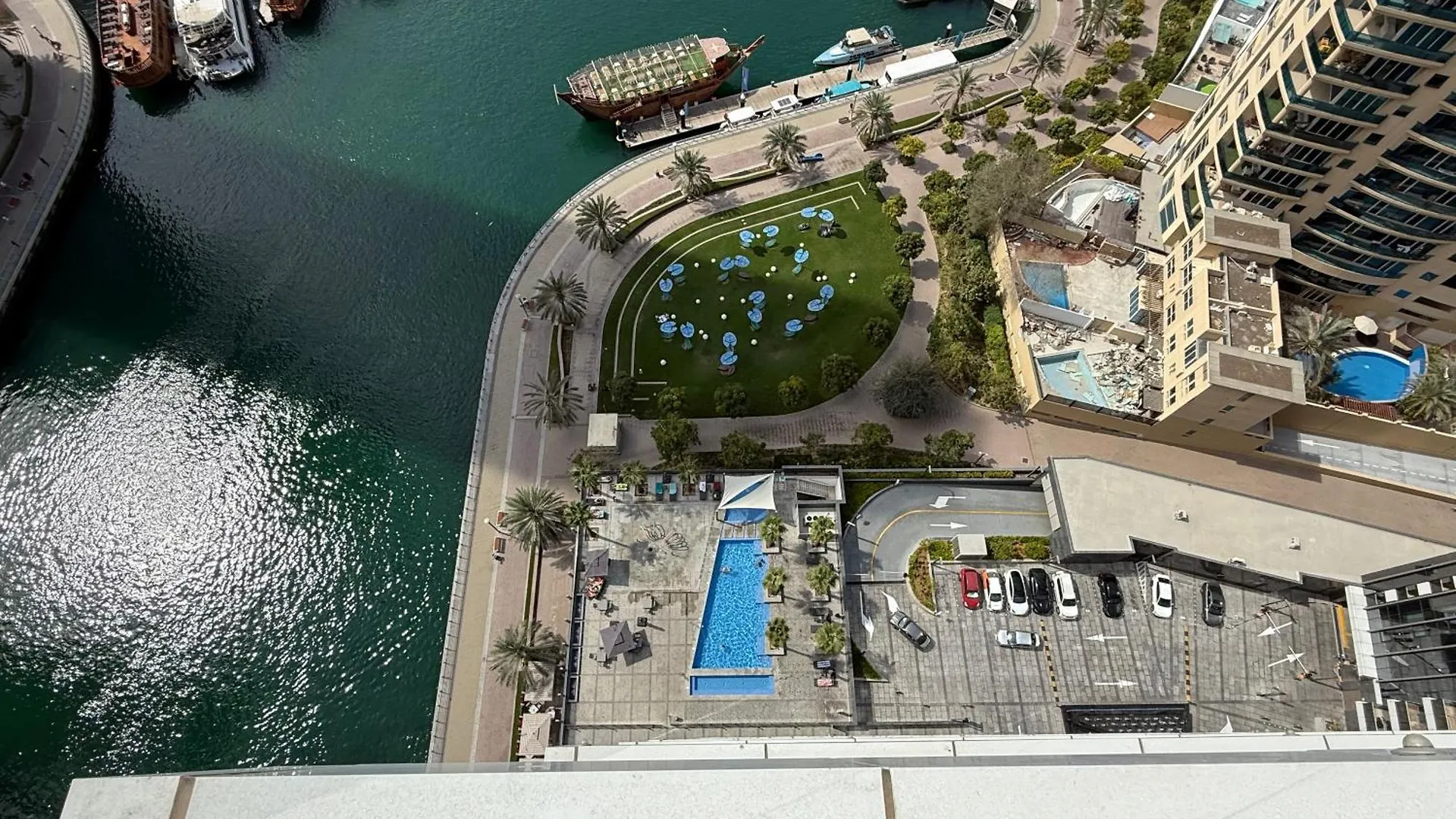 Sparkle Towers By Swarovski - Dubai Marina - High Floor - Beach Resort Sunset View Apartment